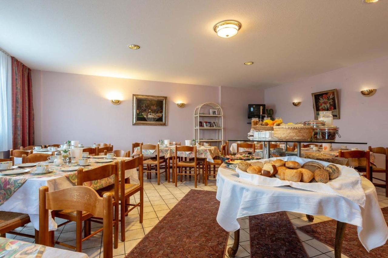 Enjoyhotel Garni Korntal Stuttgart B&B ภายนอก รูปภาพ